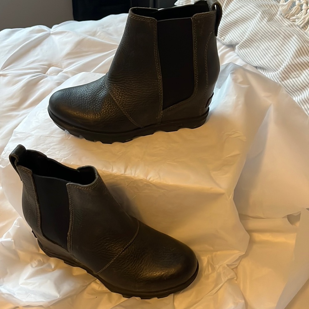 Sorrel boots